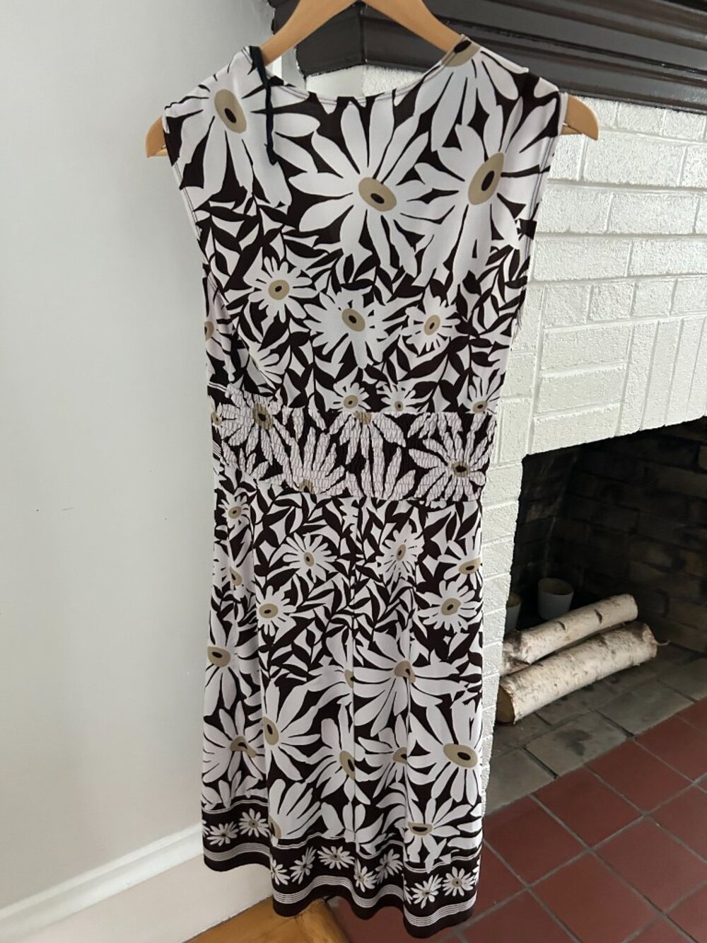 Rabbit Rabbit Rabbit Sleeveless Floral Dress Size 6 - Picture 2 of 7